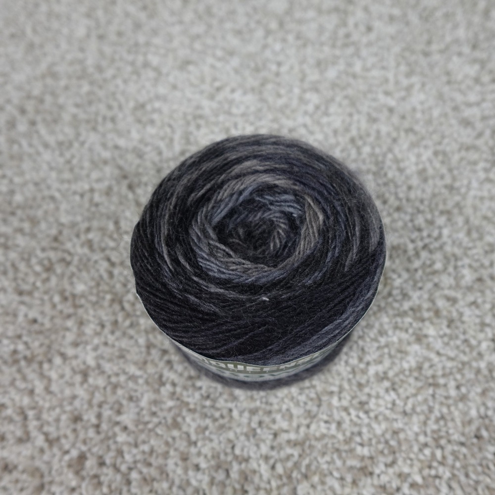 Queensland Collection Cassowary Yarn Graphite Australian Wool Blend 100g Cake - Picture 2 of 4